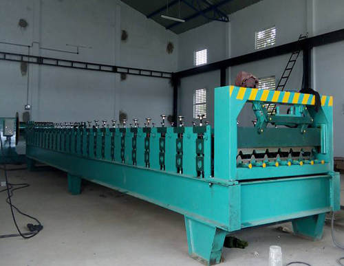 Roof Tile Making Machine